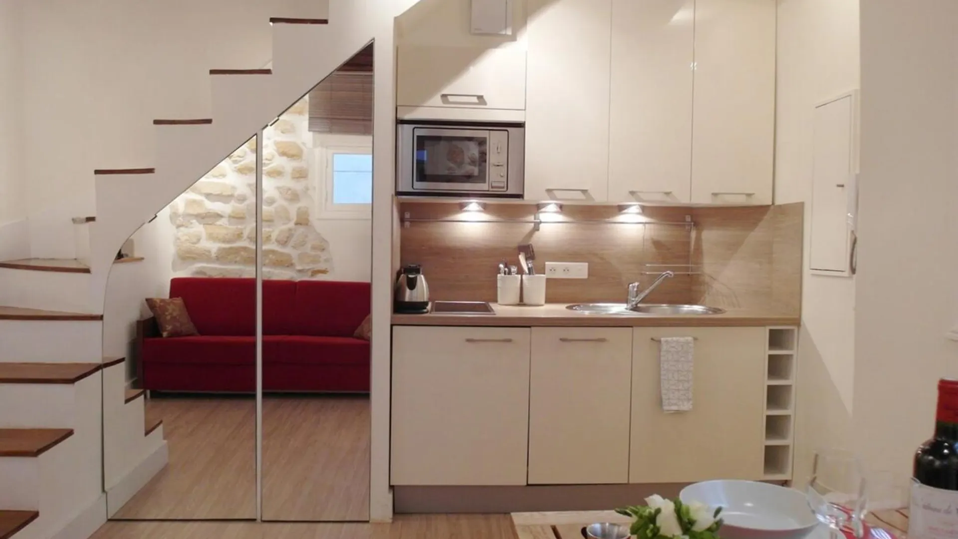 Apartamento Louvre Parisian Duplex
