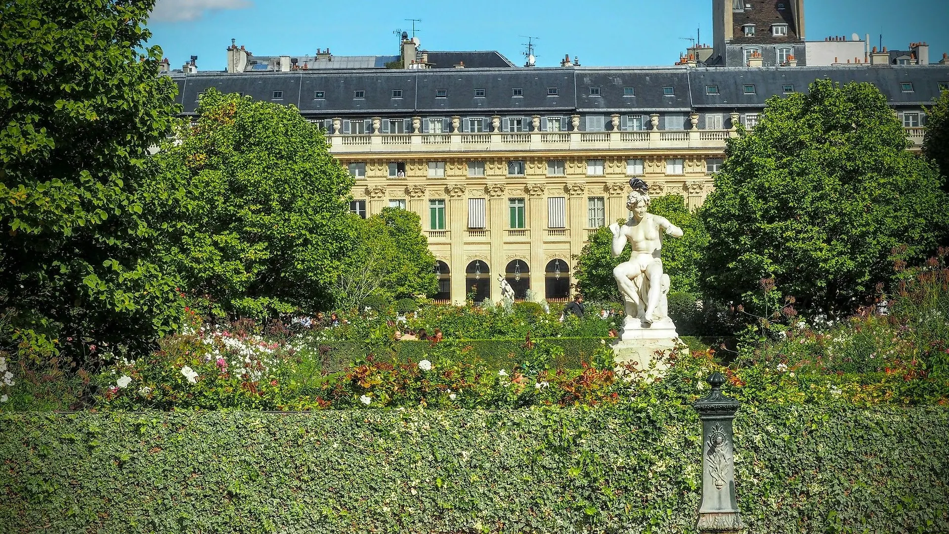 Apartamento Louvre Parisian Duplex 0*,