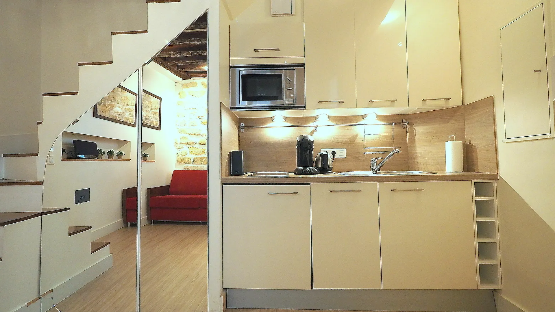 Apartamento Louvre Parisian Duplex 0*,  Francia